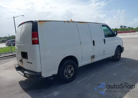 2006 Chevrolet Express Work Van из США, поврежденный, VIN 1GCFG15X161254451